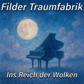 Blick auf eine weiche, weiße Wolken-Textur des Kissenbezugs von Filder Traumfabrik, inspiriert von "Ins Reich der Wolken".